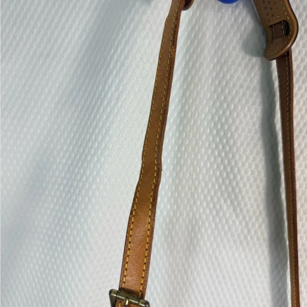 Authentic Louis Vuitton Monogram Chantilly MM